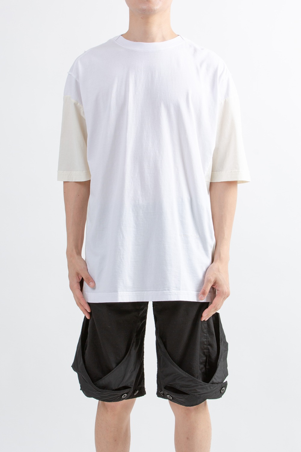 (23SS) REPAIRED CUT IN T-SHIRT WHITE
