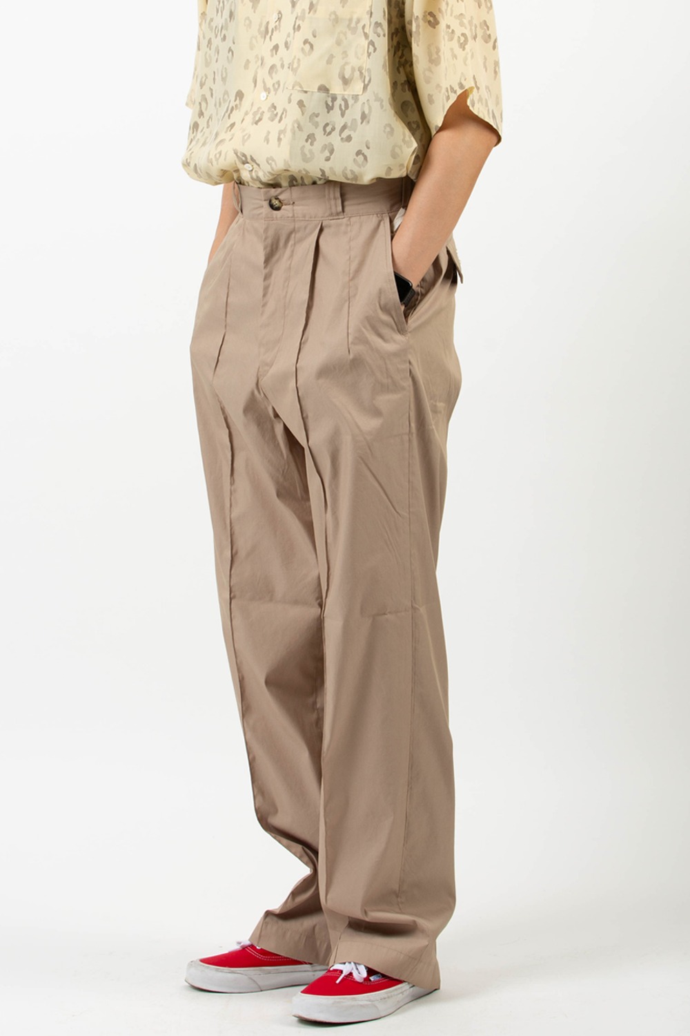 (23SS) FRONT TUCK ARMY TROUSER DUNE